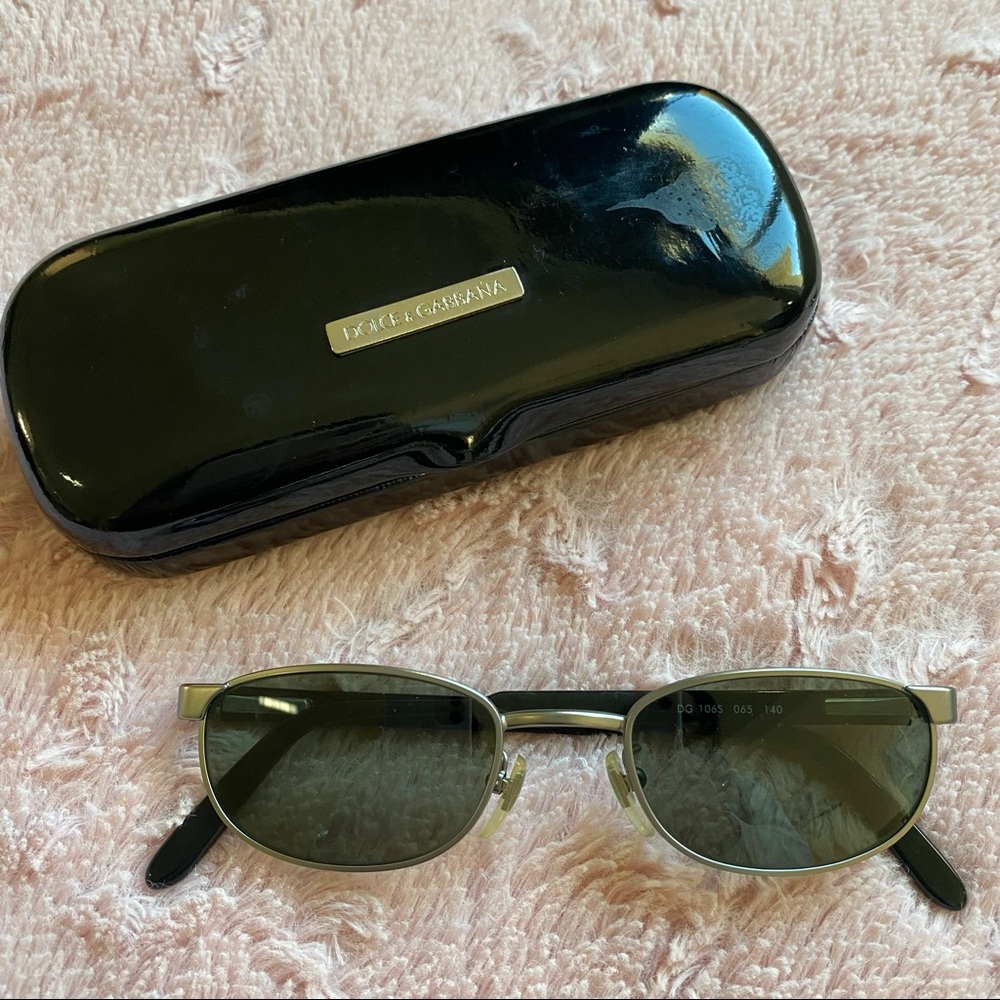 Make me an offer on this D&G sunglasses in pristine condition!